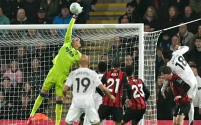 تعادل سلبي بين بورنموث ومانشستر يونايتد وسط إهدار كبير للفرص التهديفية بالشوط الأول